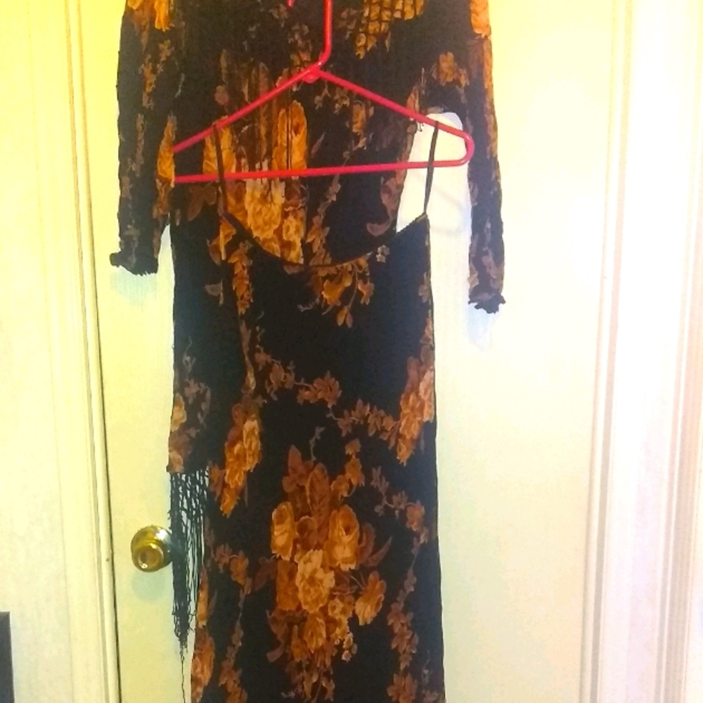 Matching blouse and Skirt